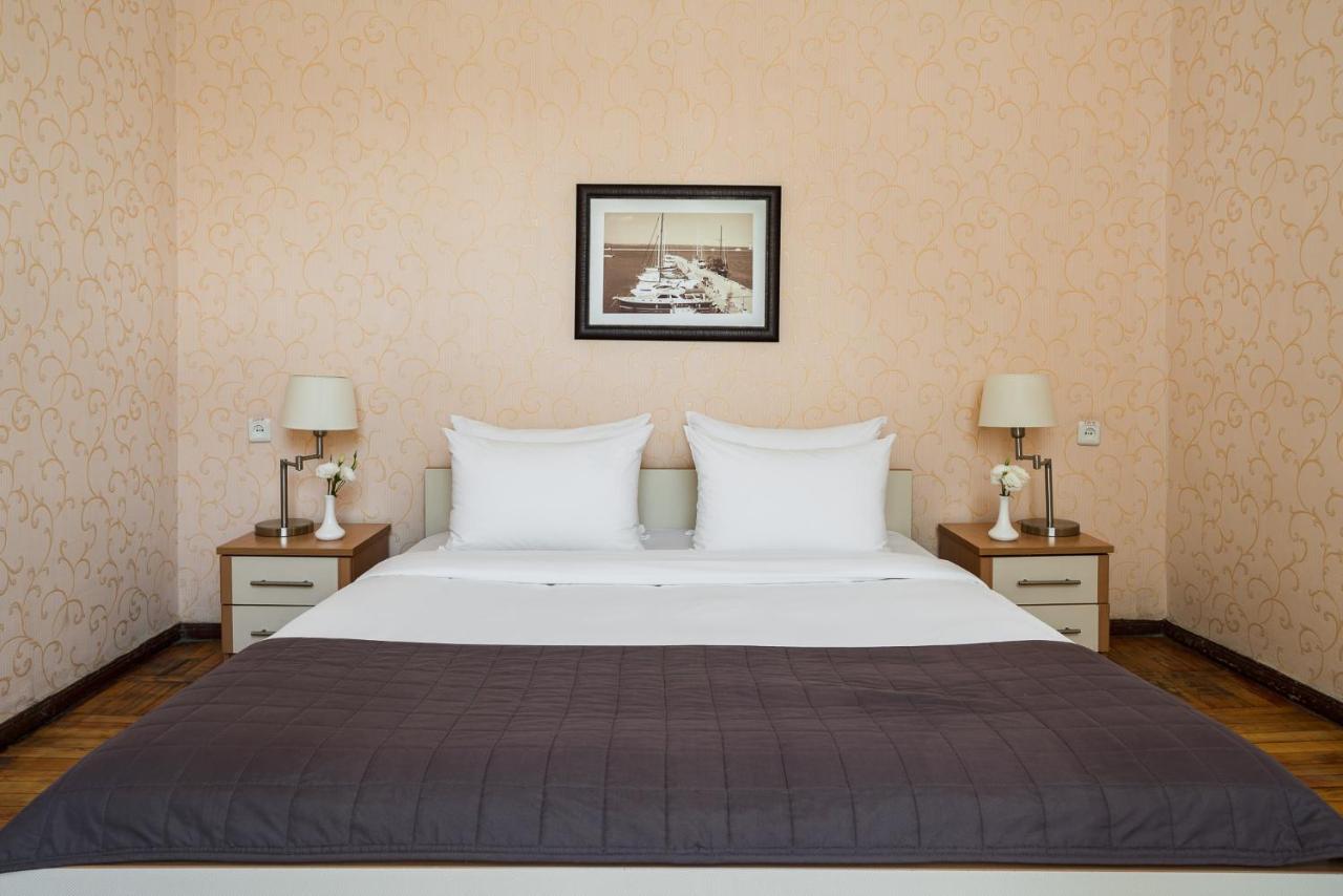 Tsentralnaya Hotel Odessza Kültér fotó